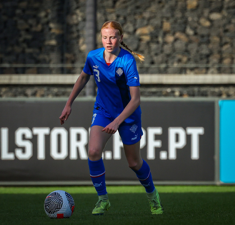 Myndaveisla 1: U15 tapaði gegn Portúgal í fyrradag
