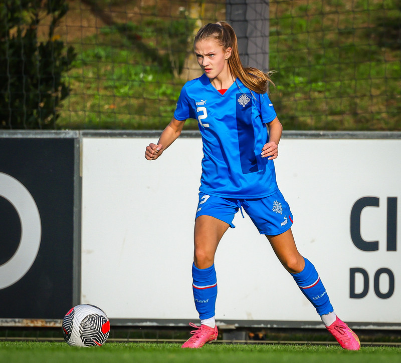 Myndaveisla 1: U15 tapaði gegn Portúgal í fyrradag
