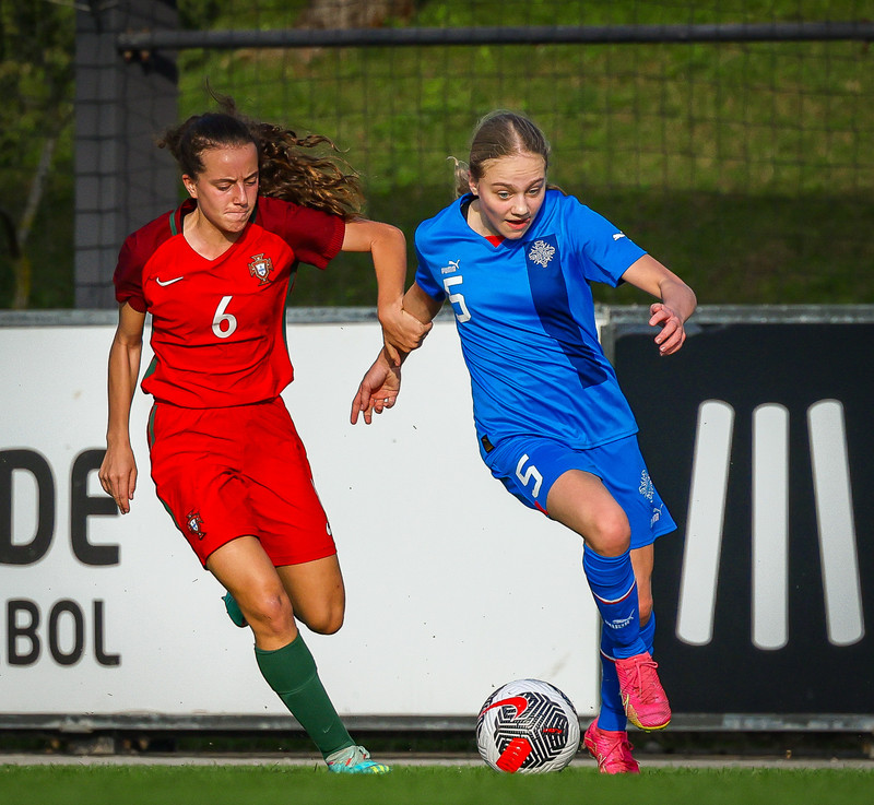Myndaveisla 1: U15 tapaði gegn Portúgal í fyrradag