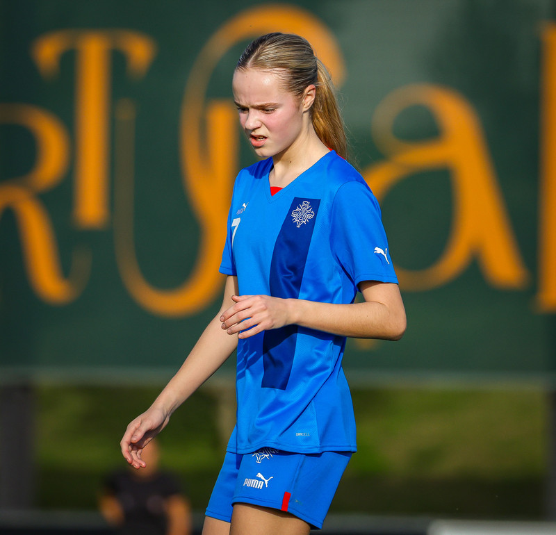 Myndaveisla 1: U15 tapaði gegn Portúgal í fyrradag
