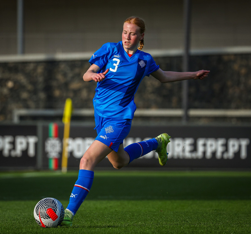 Myndaveisla 1: U15 tapaði gegn Portúgal í fyrradag