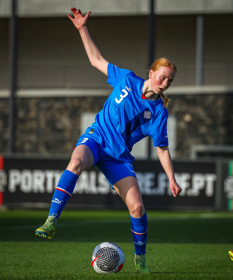 Myndaveisla 1: U15 tapaði gegn Portúgal í fyrradag