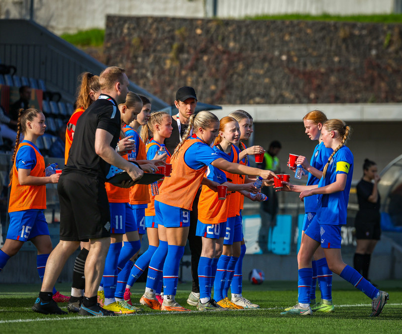 Myndaveisla 1: U15 tapaði gegn Portúgal í fyrradag