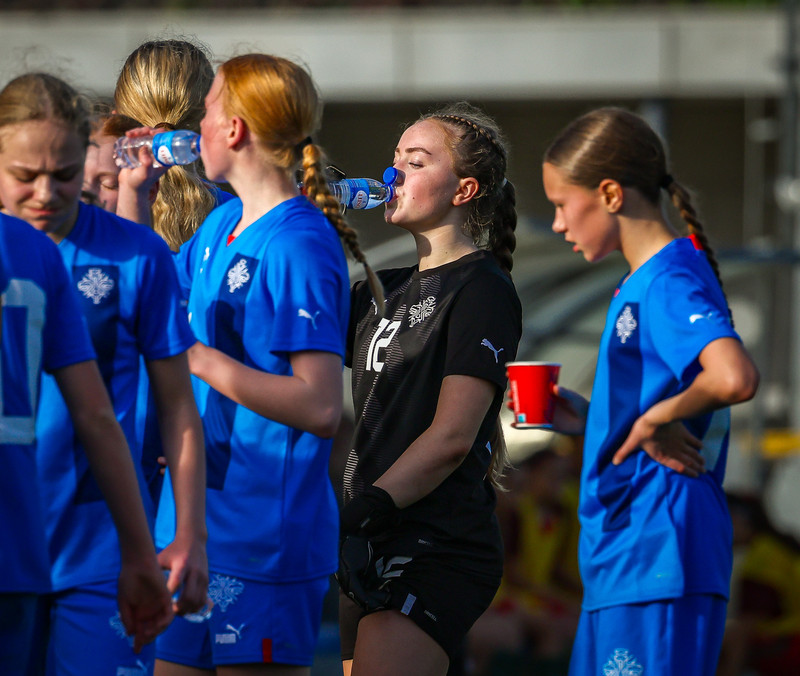 Myndaveisla 1: U15 tapaði gegn Portúgal í fyrradag