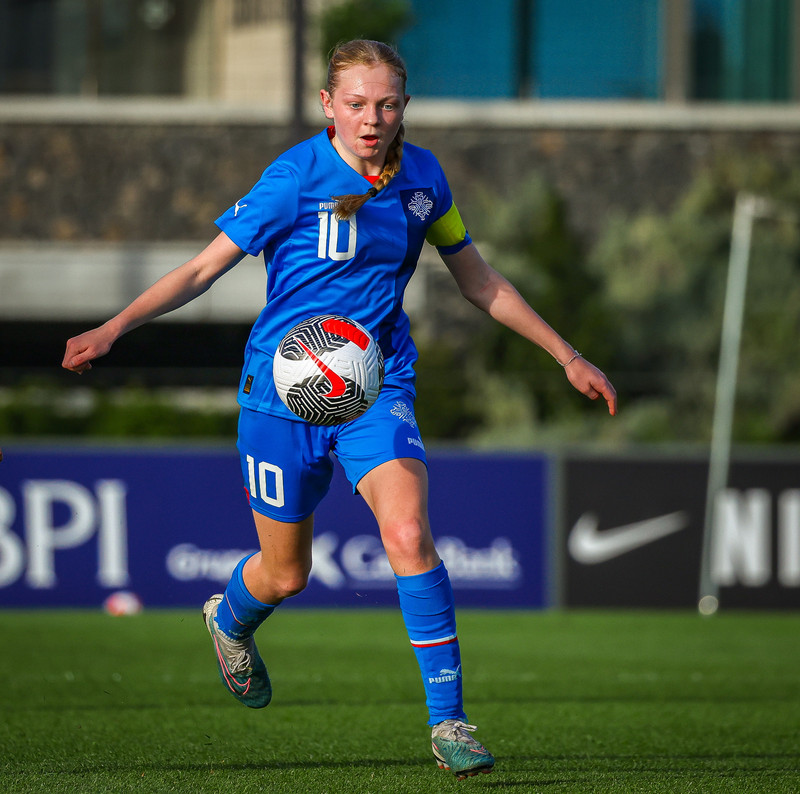 Myndaveisla 1: U15 tapaði gegn Portúgal í fyrradag