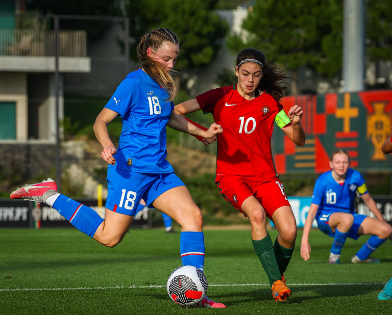 Myndaveisla 1: U15 tapaði gegn Portúgal í fyrradag