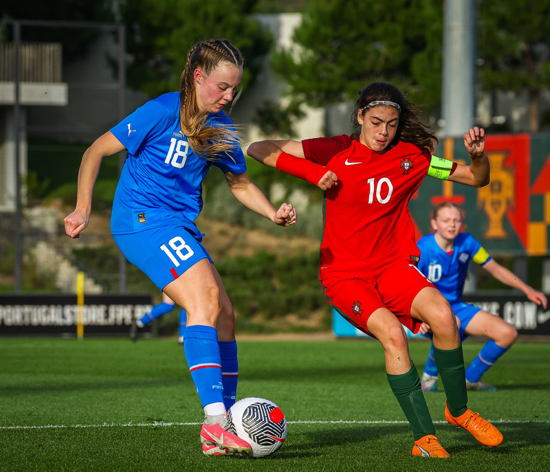 Myndaveisla 1: U15 tapaði gegn Portúgal í fyrradag