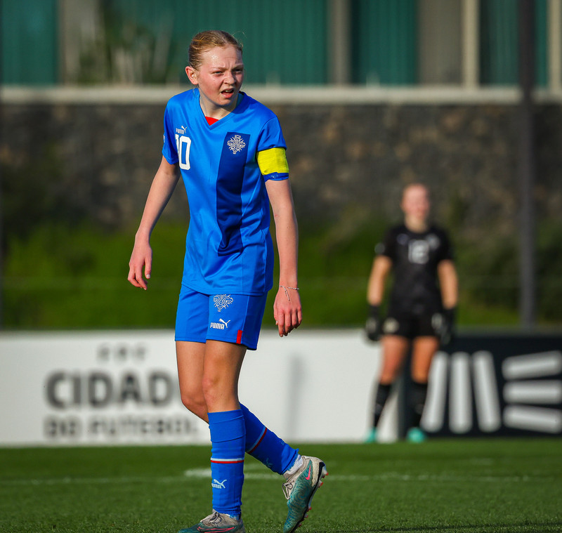 Myndaveisla 1: U15 tapaði gegn Portúgal í fyrradag