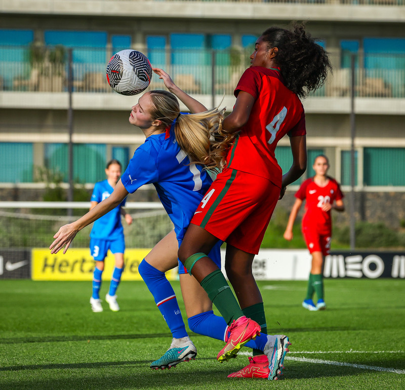 Myndaveisla 1: U15 tapaði gegn Portúgal í fyrradag