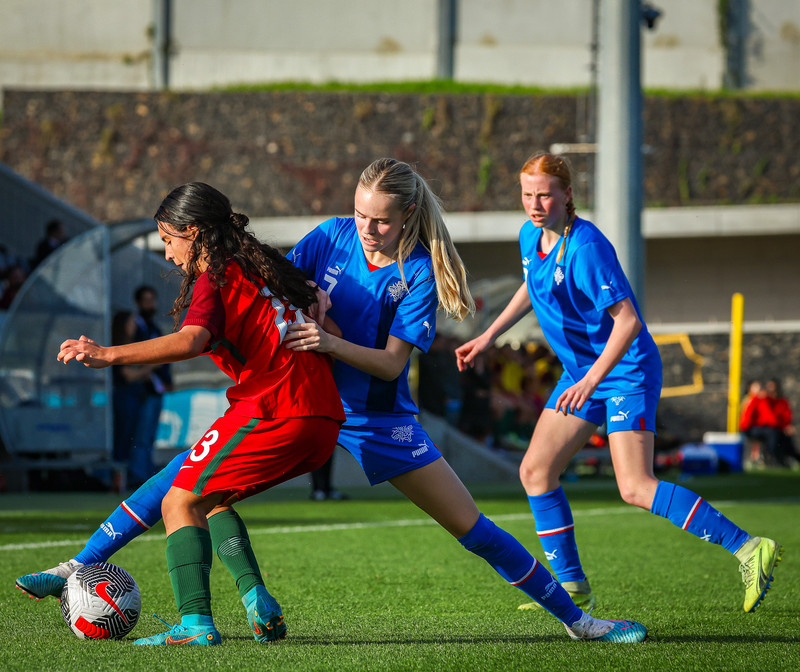Myndaveisla 1: U15 tapaði gegn Portúgal í fyrradag