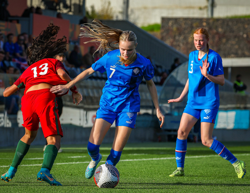 Myndaveisla 1: U15 tapaði gegn Portúgal í fyrradag