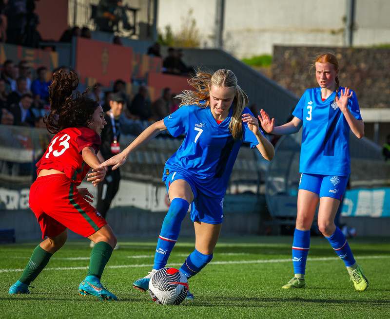 Myndaveisla 1: U15 tapaði gegn Portúgal í fyrradag