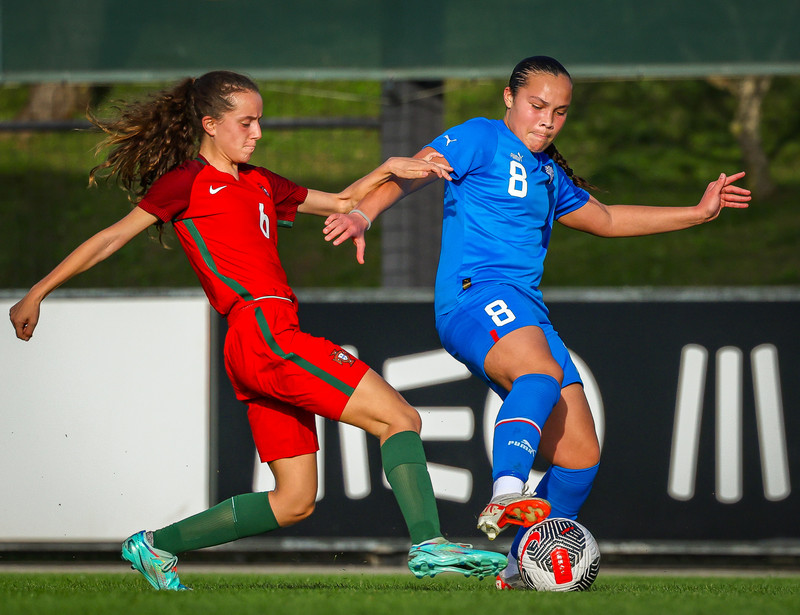 Myndaveisla 1: U15 tapaði gegn Portúgal í fyrradag