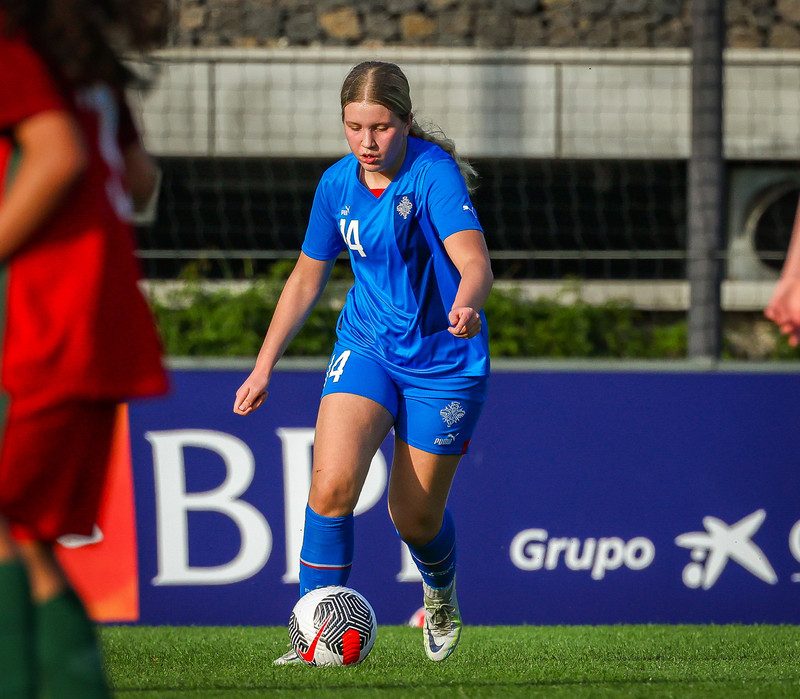 Myndaveisla 1: U15 tapaði gegn Portúgal í fyrradag