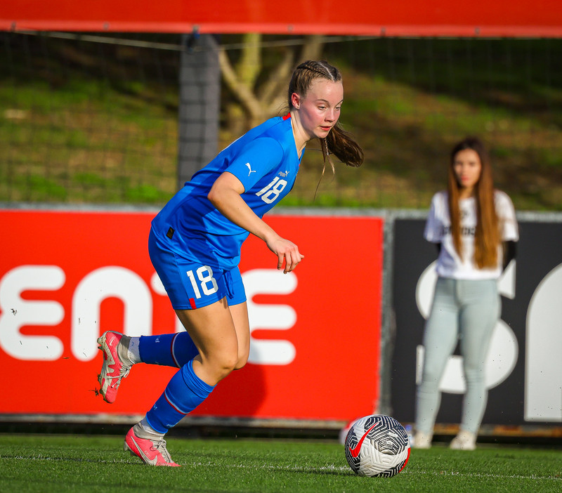 Myndaveisla 1: U15 tapaði gegn Portúgal í fyrradag
