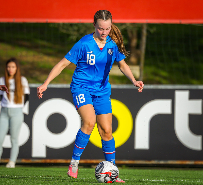 Myndaveisla 1: U15 tapaði gegn Portúgal í fyrradag