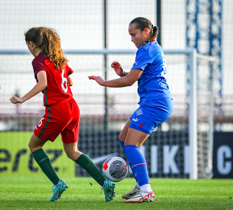 Myndaveisla 1: U15 tapaði gegn Portúgal í fyrradag