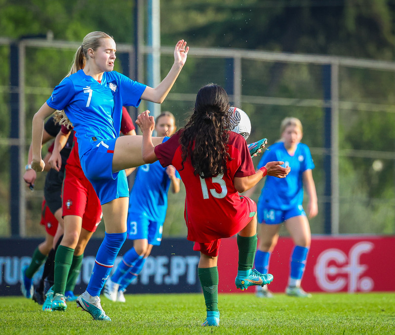 Myndaveisla 1: U15 tapaði gegn Portúgal í fyrradag