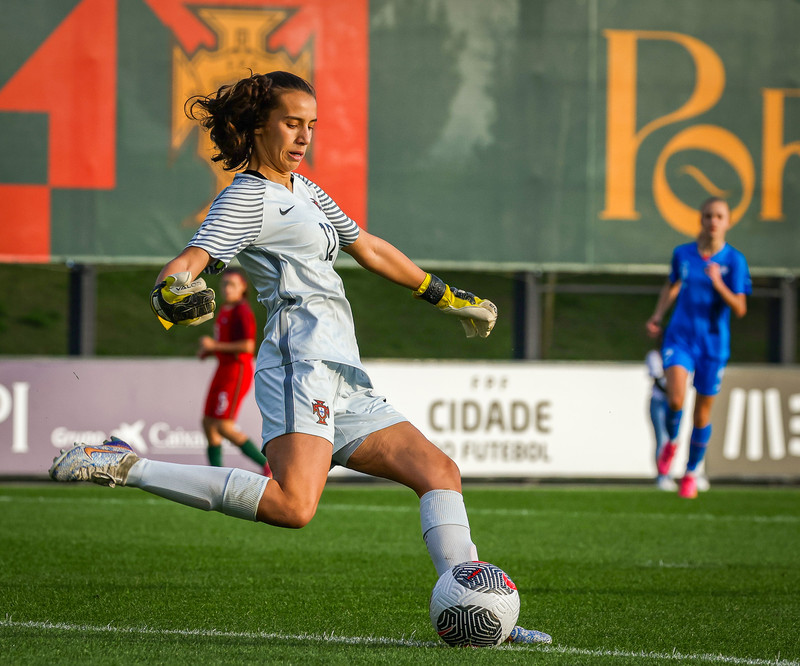 Myndaveisla 1: U15 tapaði gegn Portúgal í fyrradag