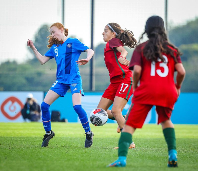 Myndaveisla 1: U15 tapaði gegn Portúgal í fyrradag
