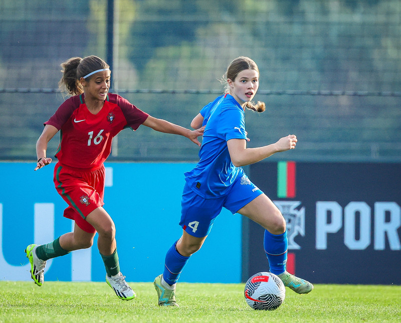 Myndaveisla 1: U15 tapaði gegn Portúgal í fyrradag
