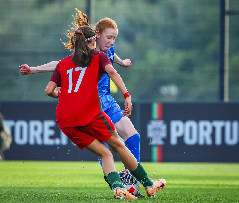 Myndaveisla 1: U15 tapaði gegn Portúgal í fyrradag