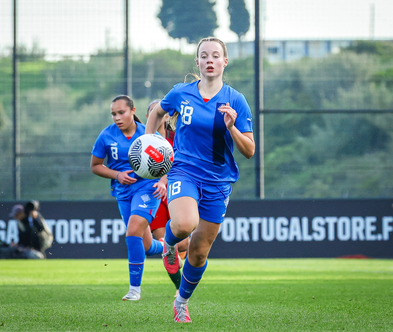 Myndaveisla 1: U15 tapaði gegn Portúgal í fyrradag