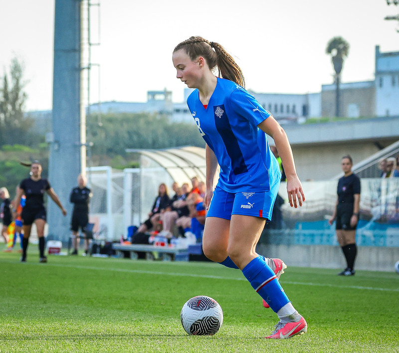 Myndaveisla 1: U15 tapaði gegn Portúgal í fyrradag
