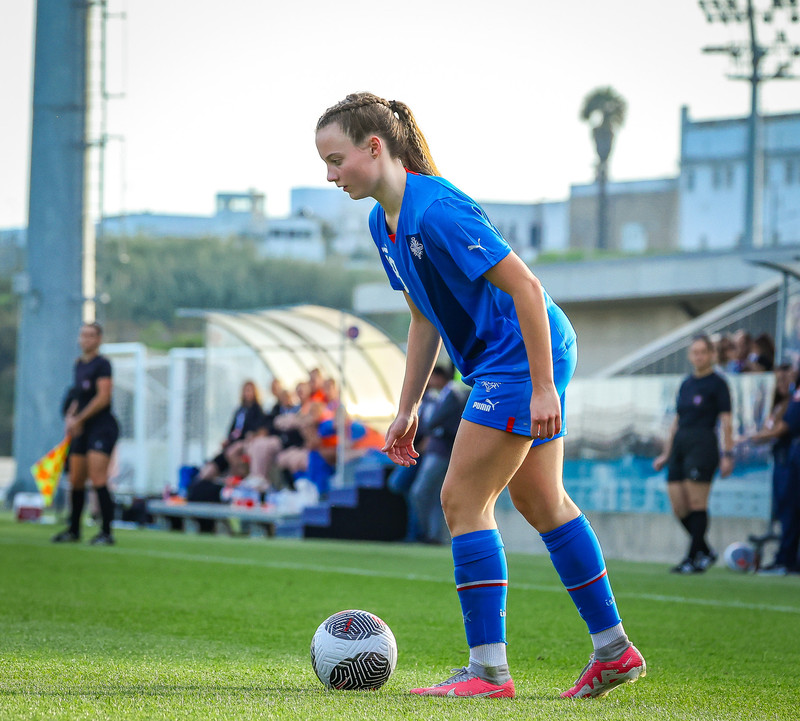 Myndaveisla 1: U15 tapaði gegn Portúgal í fyrradag
