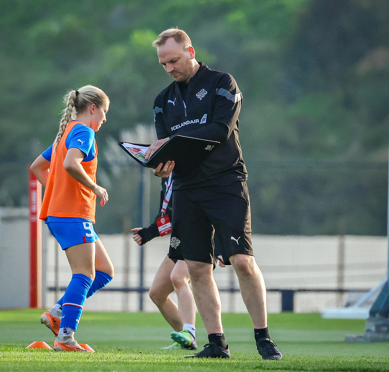Myndaveisla 1: U15 tapaði gegn Portúgal í fyrradag