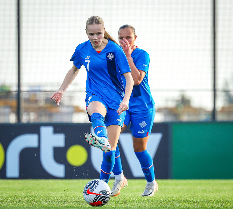Myndaveisla 1: U15 tapaði gegn Portúgal í fyrradag