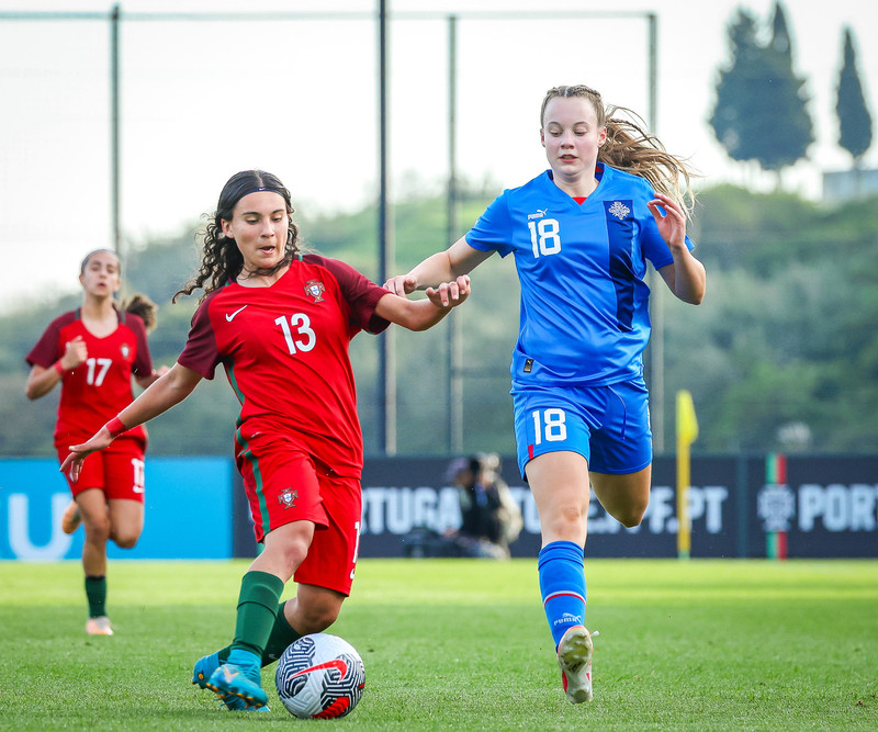 Myndaveisla 1: U15 tapaði gegn Portúgal í fyrradag