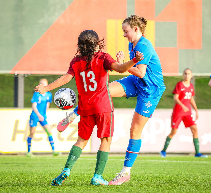 Myndaveisla 1: U15 tapaði gegn Portúgal í fyrradag