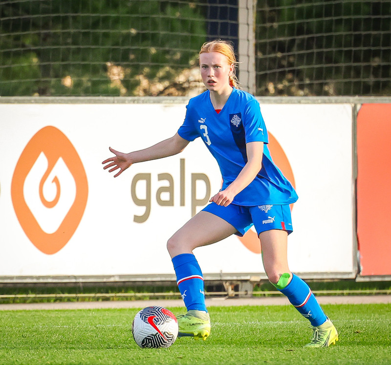 Myndaveisla 1: U15 tapaði gegn Portúgal í fyrradag
