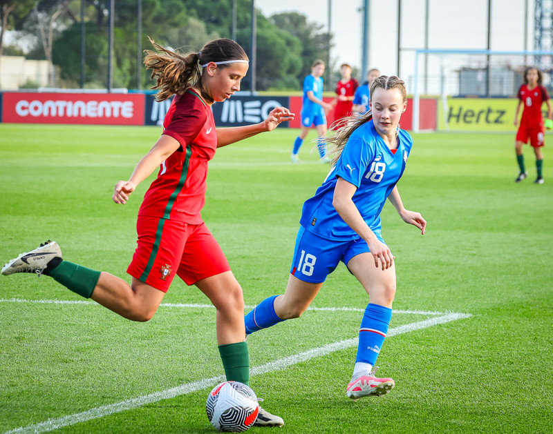 Myndaveisla 1: U15 tapaði gegn Portúgal í fyrradag