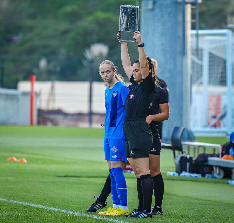 Myndaveisla 1: U15 tapaði gegn Portúgal í fyrradag
