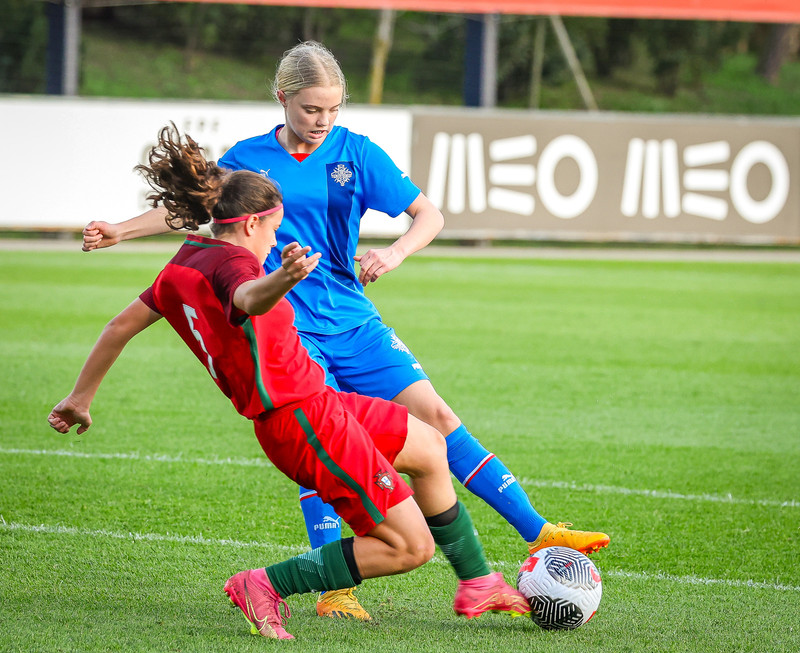 Myndaveisla 1: U15 tapaði gegn Portúgal í fyrradag