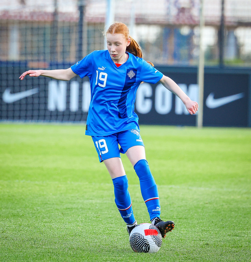 Myndaveisla 1: U15 tapaði gegn Portúgal í fyrradag