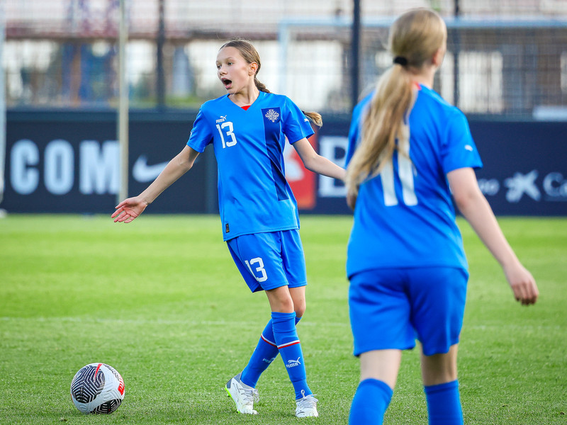 Myndaveisla 1: U15 tapaði gegn Portúgal í fyrradag