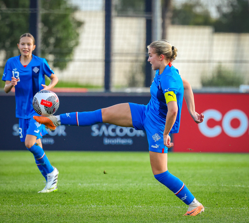 Myndaveisla 1: U15 tapaði gegn Portúgal í fyrradag