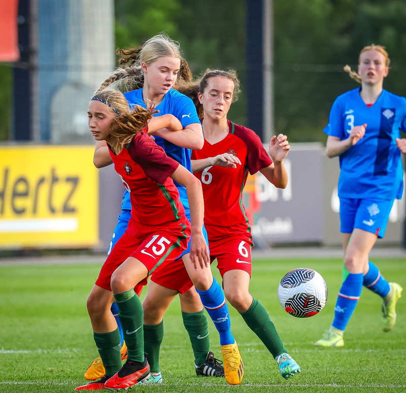 Myndaveisla 1: U15 tapaði gegn Portúgal í fyrradag
