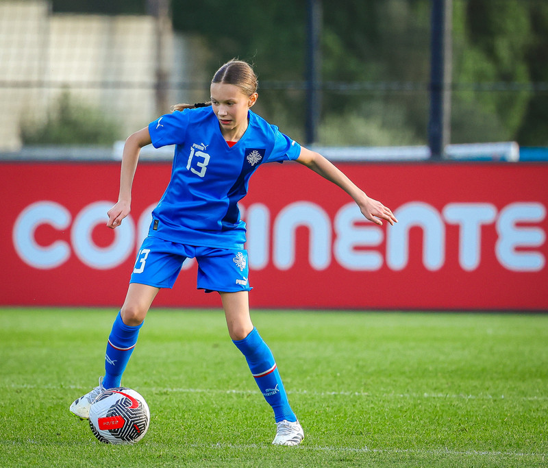 Myndaveisla 1: U15 tapaði gegn Portúgal í fyrradag
