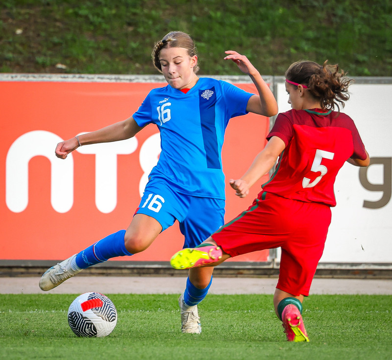 Myndaveisla 1: U15 tapaði gegn Portúgal í fyrradag