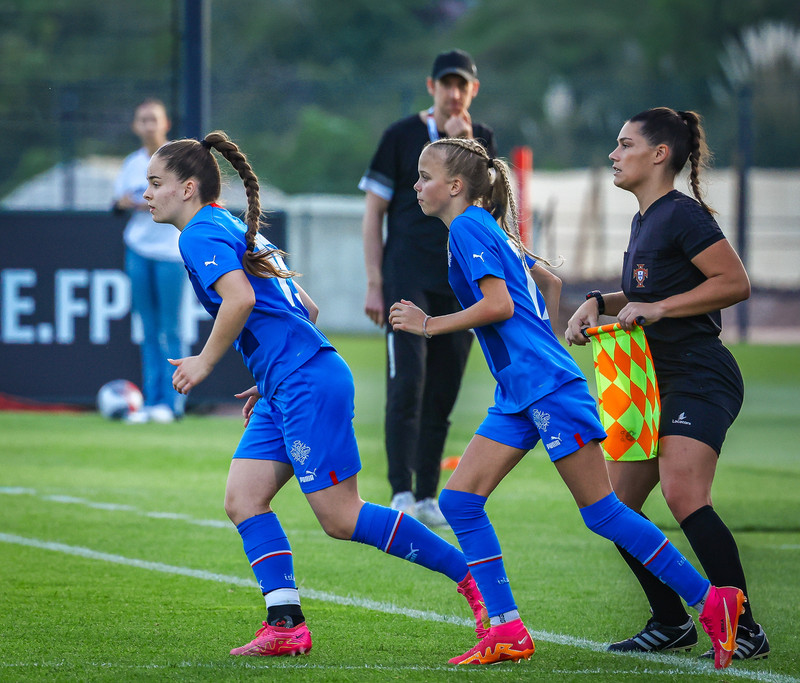 Myndaveisla 1: U15 tapaði gegn Portúgal í fyrradag