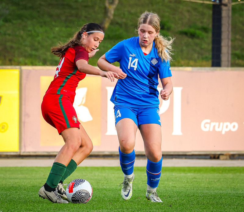 Myndaveisla 1: U15 tapaði gegn Portúgal í fyrradag