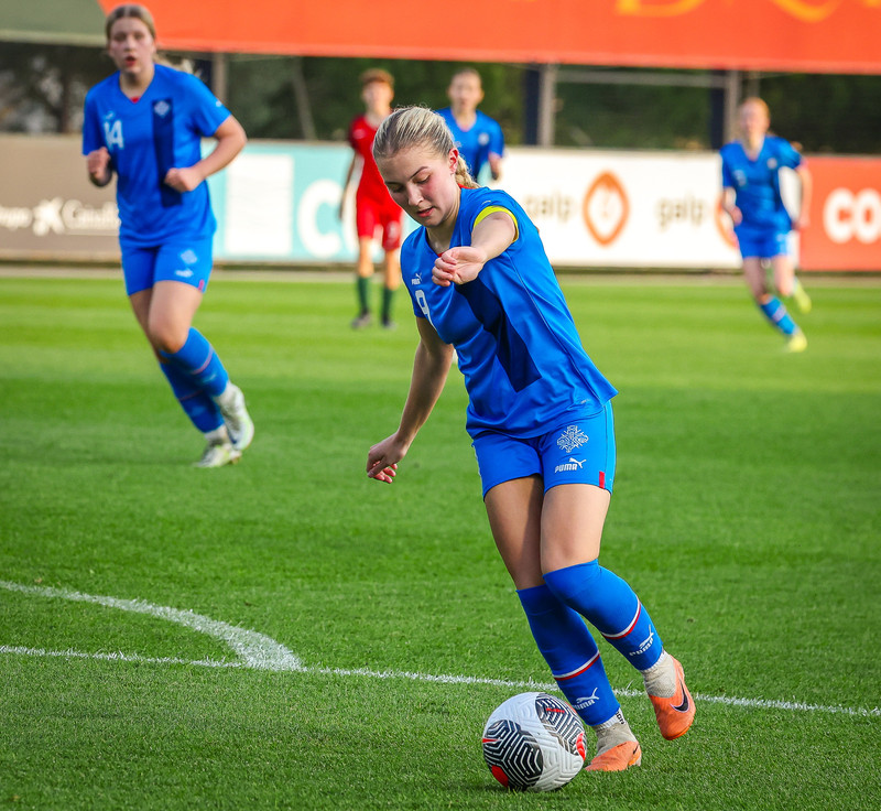 Myndaveisla 1: U15 tapaði gegn Portúgal í fyrradag
