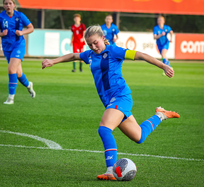 Myndaveisla 1: U15 tapaði gegn Portúgal í fyrradag