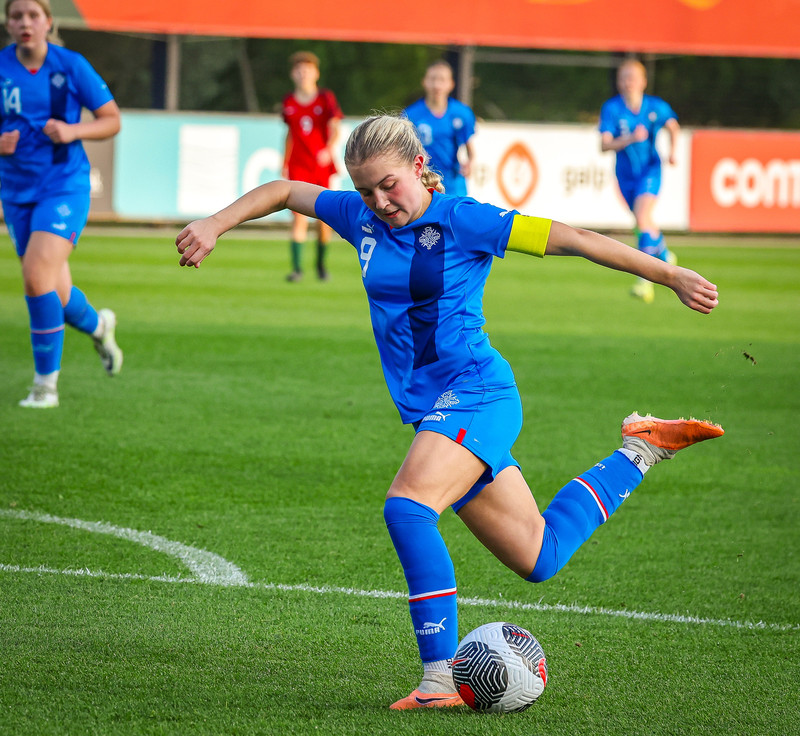 Myndaveisla 1: U15 tapaði gegn Portúgal í fyrradag