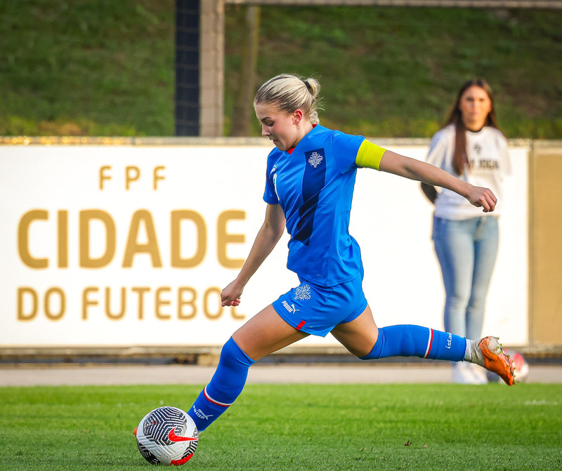 Myndaveisla 1: U15 tapaði gegn Portúgal í fyrradag