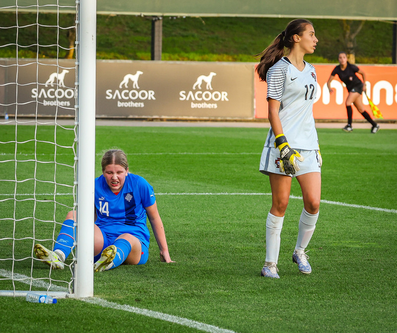 Myndaveisla 1: U15 tapaði gegn Portúgal í fyrradag